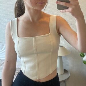 Zara Cream Corset Tank Top - Size Medium (fits like Small, 34B / 32C) Going out
